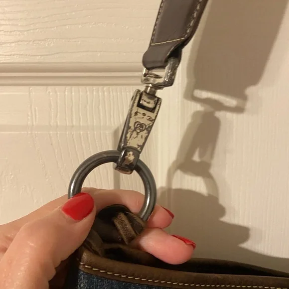 Brighton Floral Embroidered Denim Shoulder Bag - Picture 4 of 9